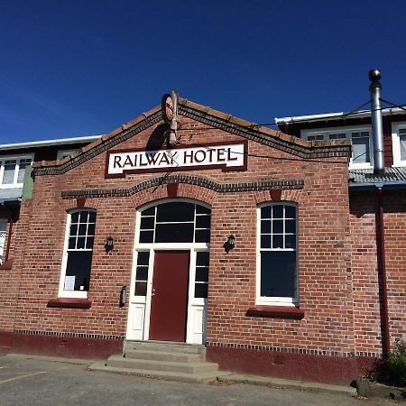 Mossburn Railway Hotel Exterior foto