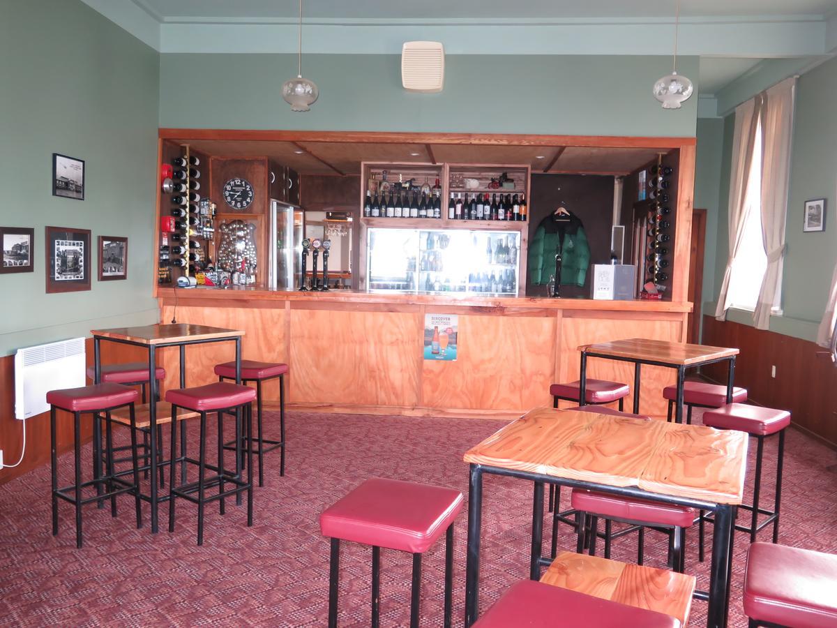 Mossburn Railway Hotel Exterior foto